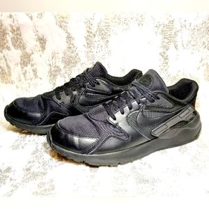 Nike LD Victory Sneaker - Size 13 Men. MAKE AN OFFER